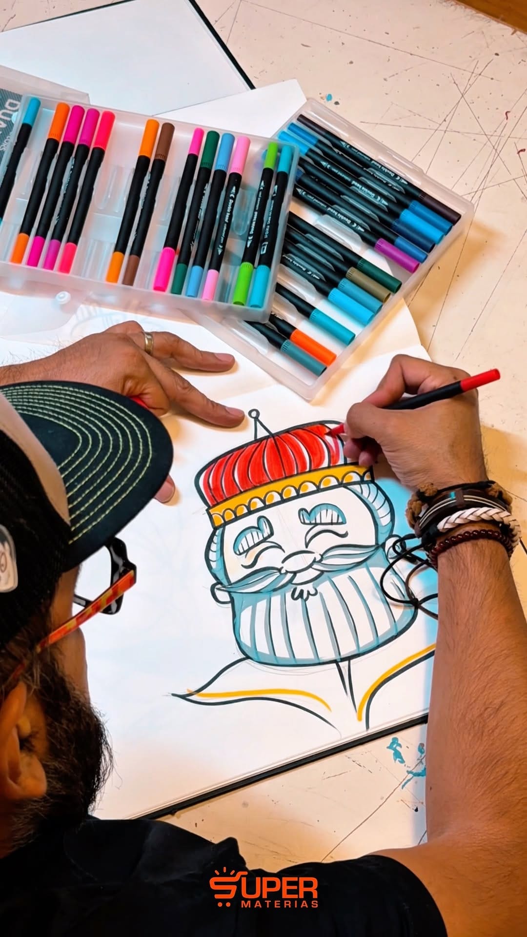 Post 2 by Super Materias on Instagram (video)