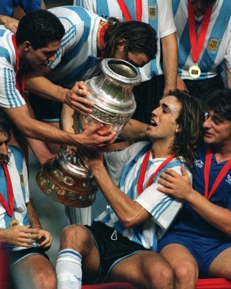 Post 8 by Gabriel Omar Batistuta on Instagram (carousel)