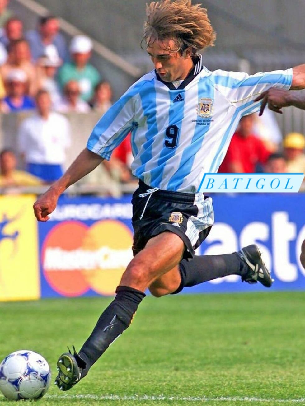 Post 5 by Gabriel Omar Batistuta on Instagram (image)