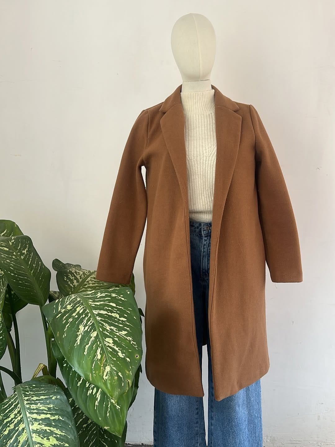 Post 1 by New and pre-loved♻️ on Instagram (carousel)