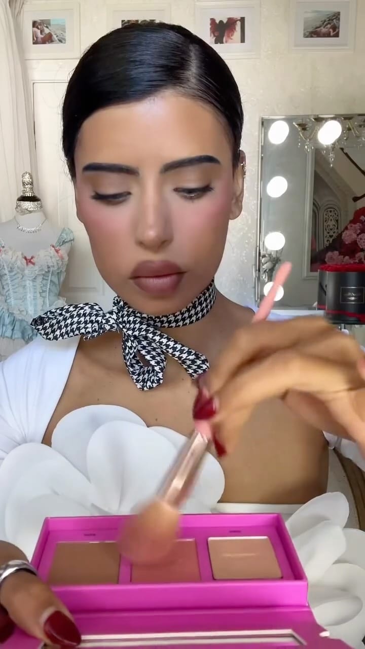 Post 7 by Pamela Tripp on Instagram (video)
