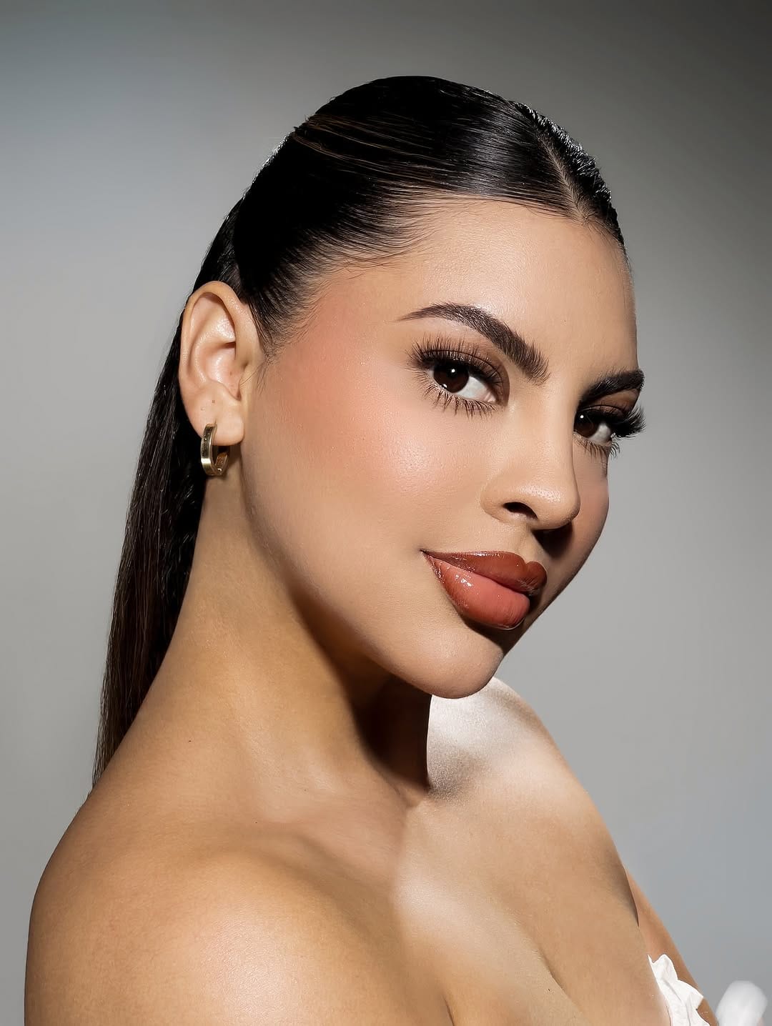 Post 2 by EDUARDO RUBIO | MAQUILLAJE PROFESIONAL on Instagram (carousel)