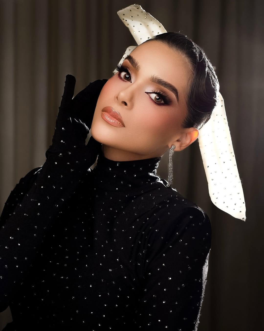 Post 3 by EDUARDO RUBIO | MAQUILLAJE PROFESIONAL on Instagram (carousel)