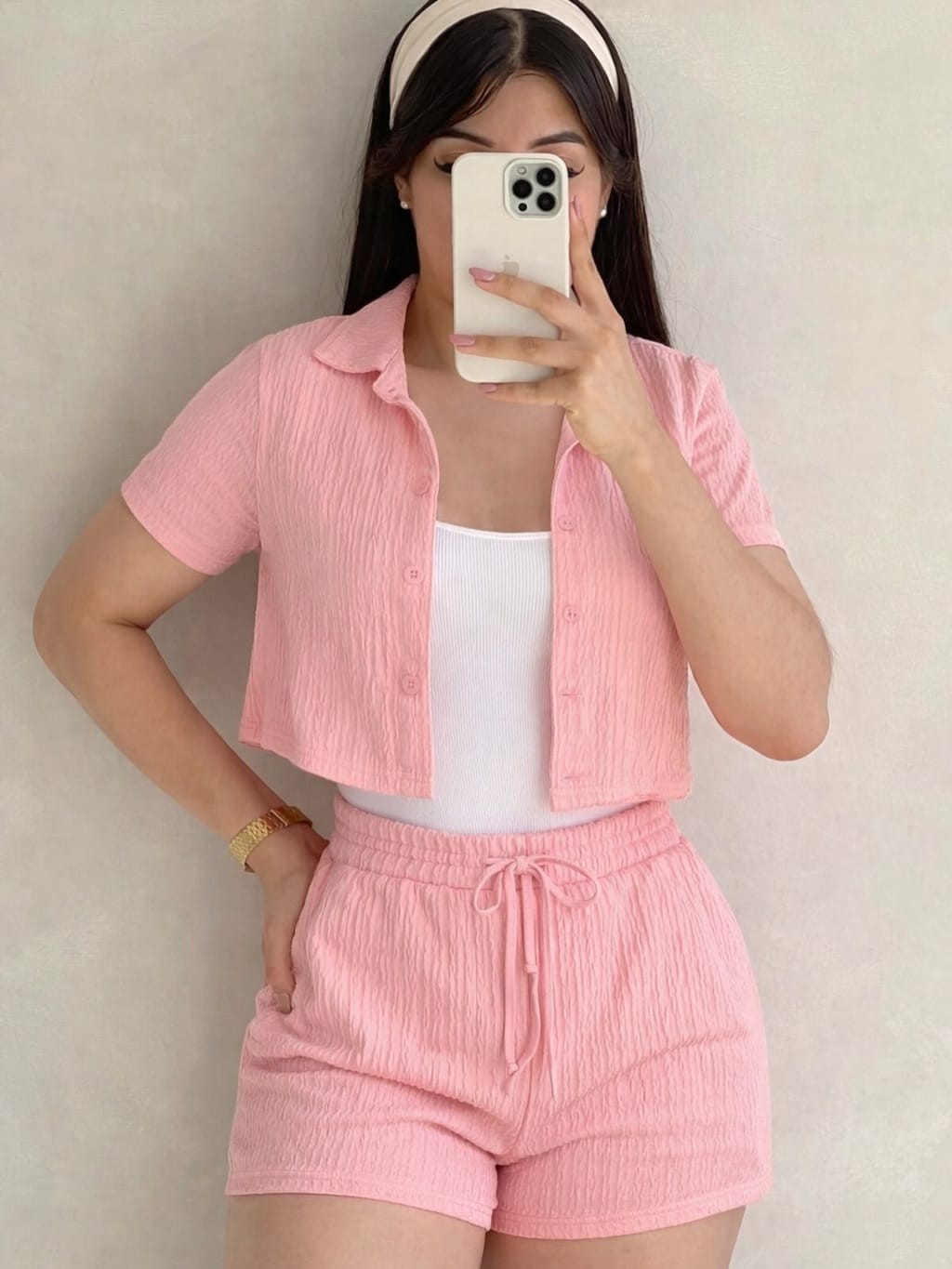 Post 1 by Bohopink Boutique Mx on Instagram (carousel)