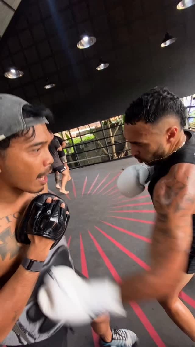 Post 10 by Coach Leon on Instagram (video)