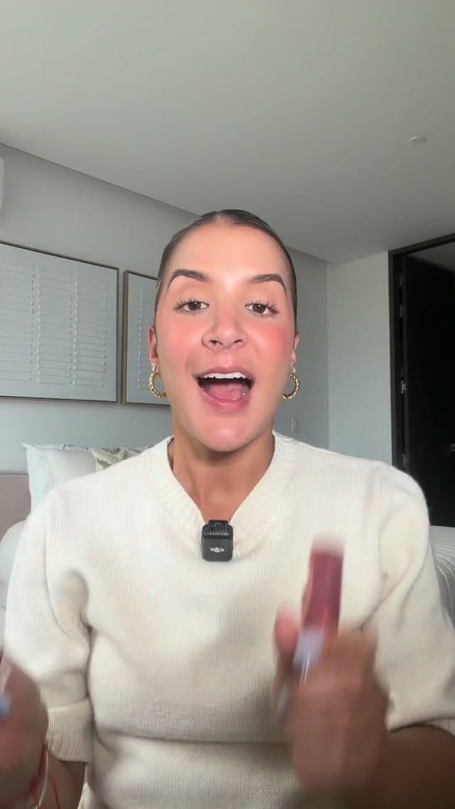 Post 2 by ANI-K MAKEUP® on Instagram (video)