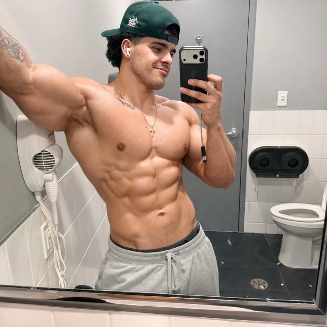 Post 4 by OCTA FIT MODELS on Instagram (carousel)