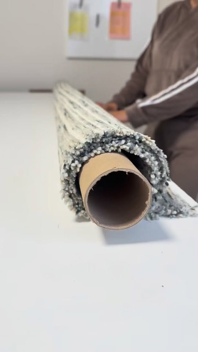 Post 2 by Oniros Cojines on Instagram (video)