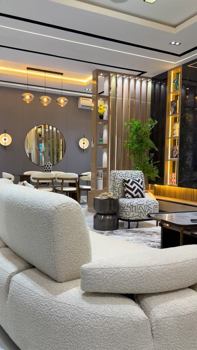 Post 6 by DREEMZ INTERIORS CONCEPT🚪🏗💰 on Instagram (video)