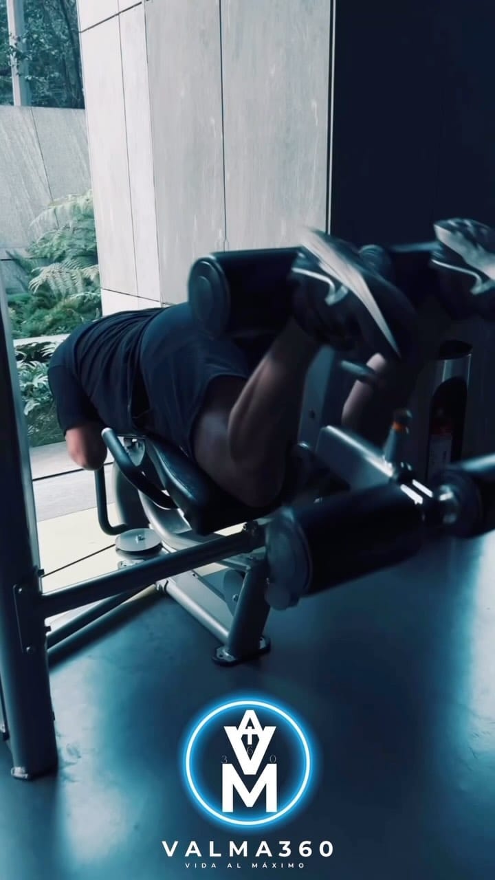 Post 10 by Emmanuel Marquez on Instagram (video)