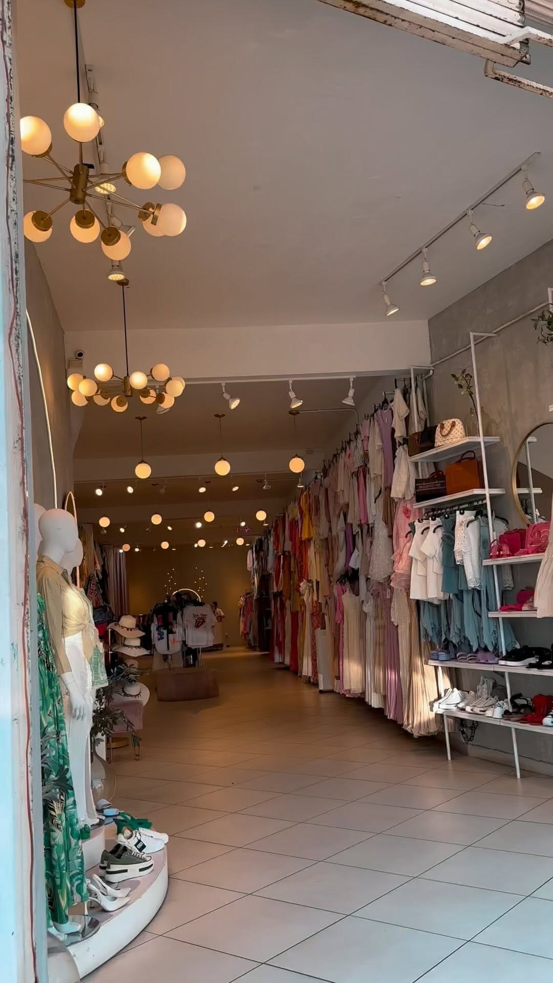 Post 9 by Boutique Karamba Mayoreo y menudeo on Instagram (video)