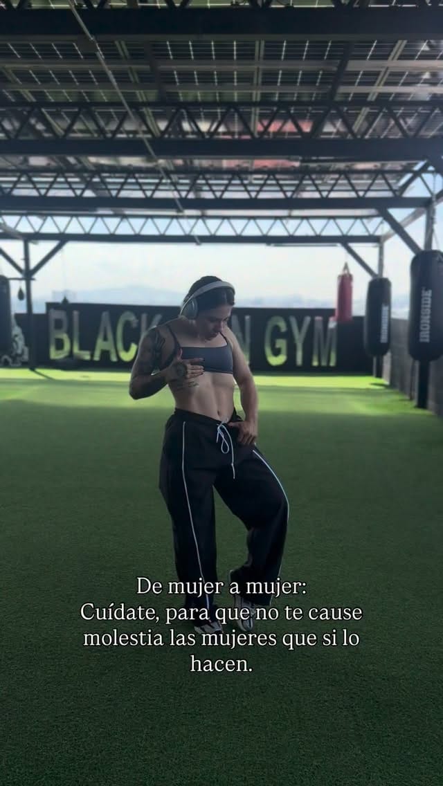 Post 1 by Paola Cruz on Instagram (video)