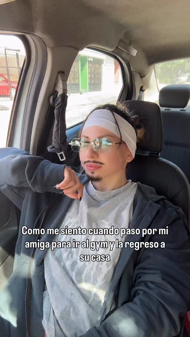 Post 4 by Paola Cruz on Instagram (video)
