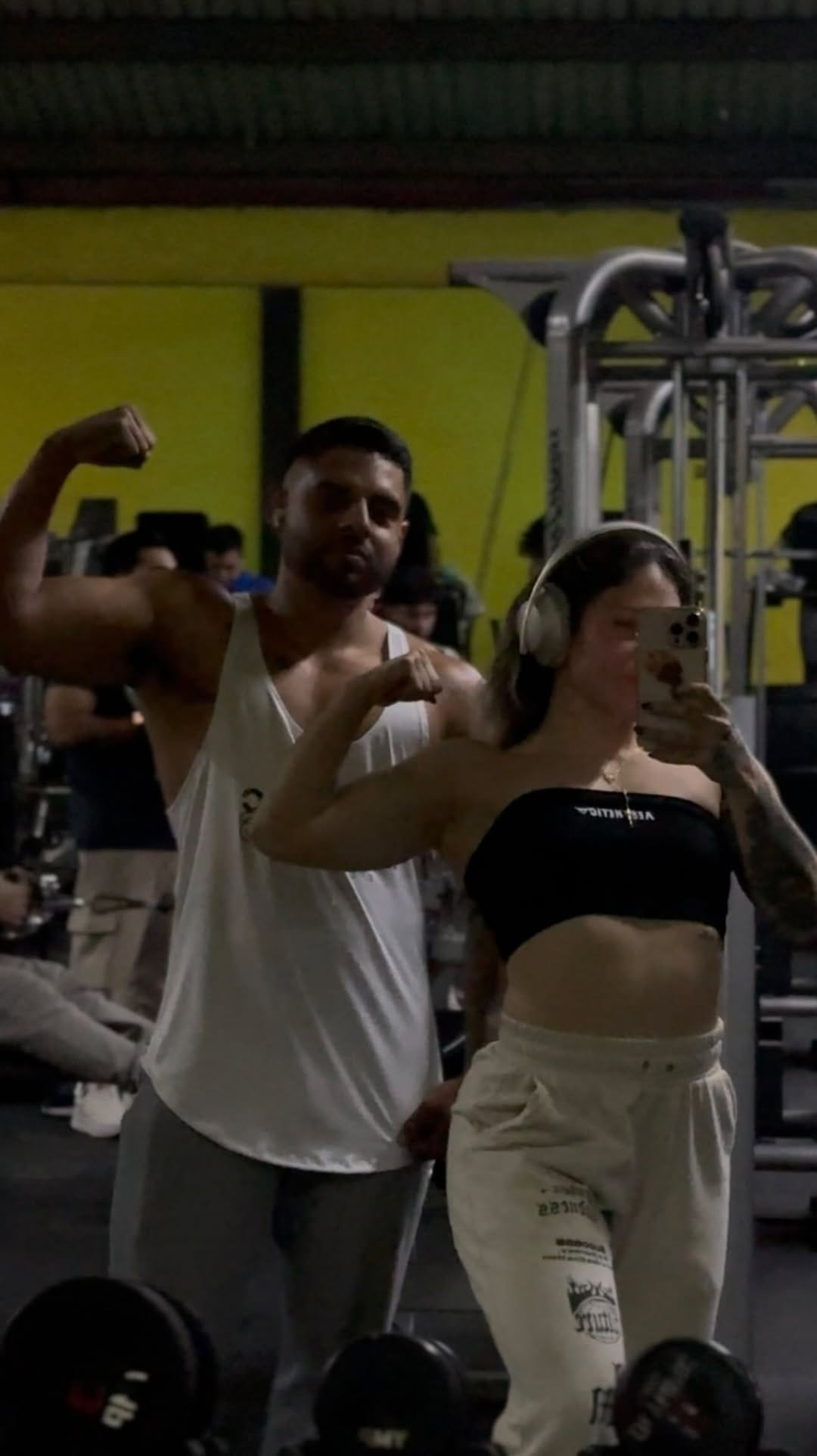 Post 7 by Paola Cruz on Instagram (video)