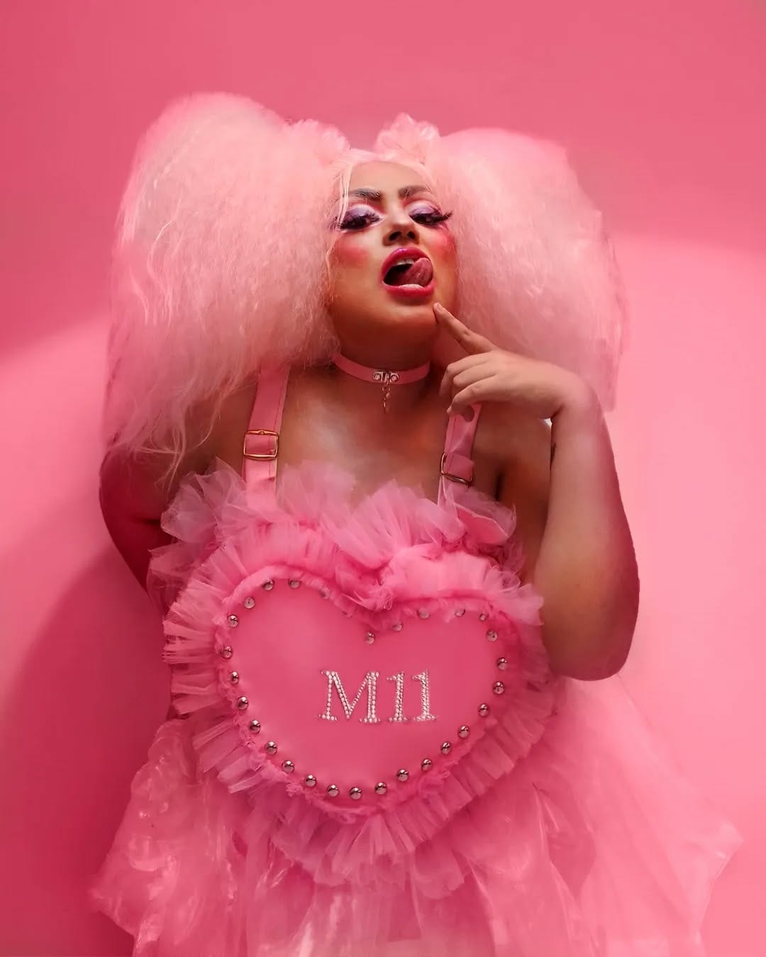 Post 8 by Montse Hell (M11) / Visual Artist / drag on Instagram (carousel)