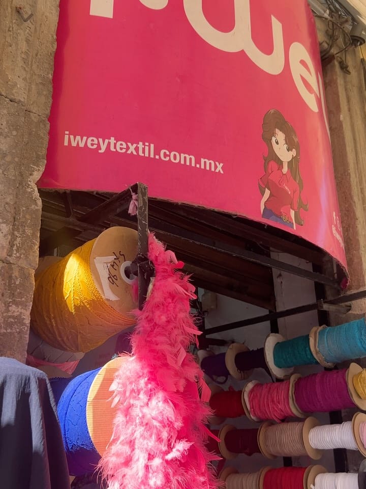 Post 9 by I-Wey Textil on Instagram (carousel)