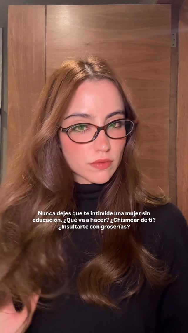 Post 3 by Ivana Santoyo on Instagram (video)