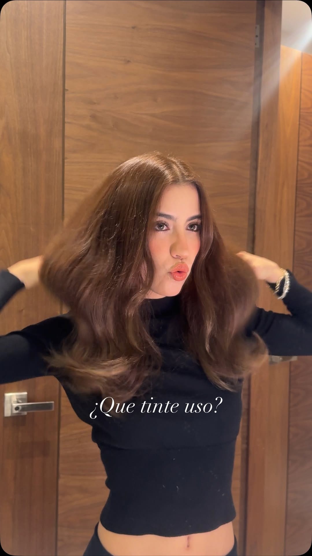 Post 6 by Ivana Santoyo on Instagram (video)