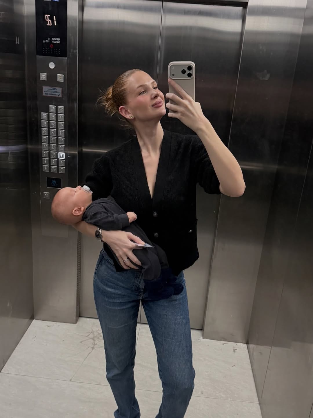 Post 6 by Leona Jež🇭🇷 on Instagram (carousel)