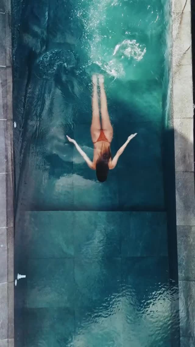 Post 6 by Fanny Lencería on Instagram (video)