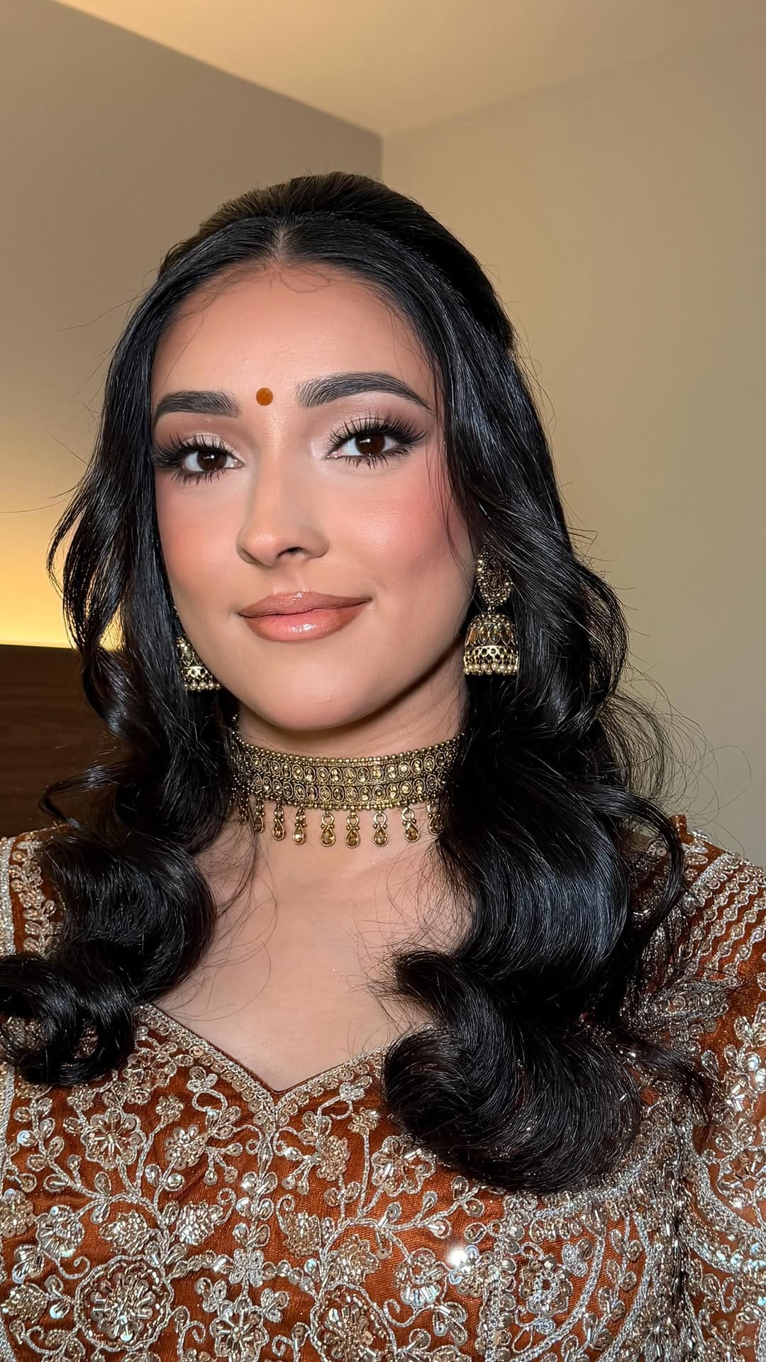 Post 2 by Penny Kohli || Makeup, Hair, and Henna on Instagram (video)