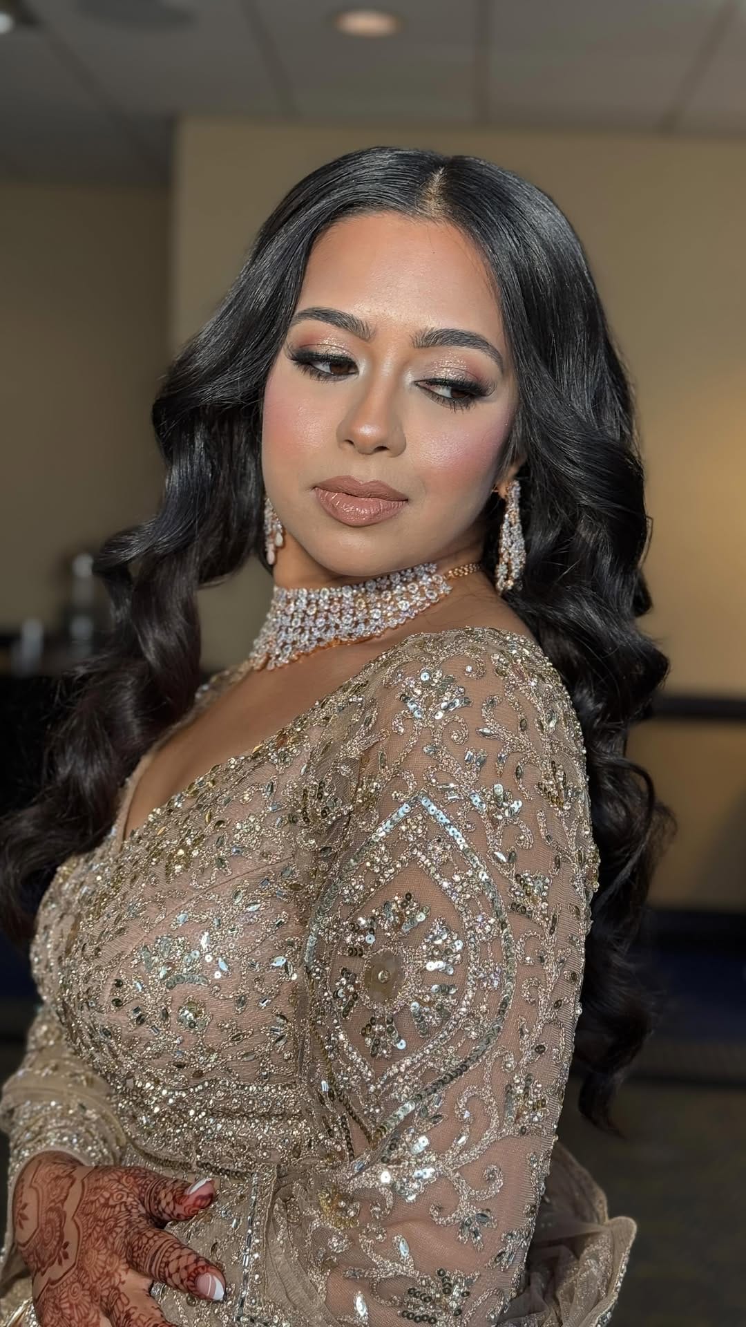 Post 10 by Penny Kohli || Makeup, Hair, and Henna on Instagram (video)