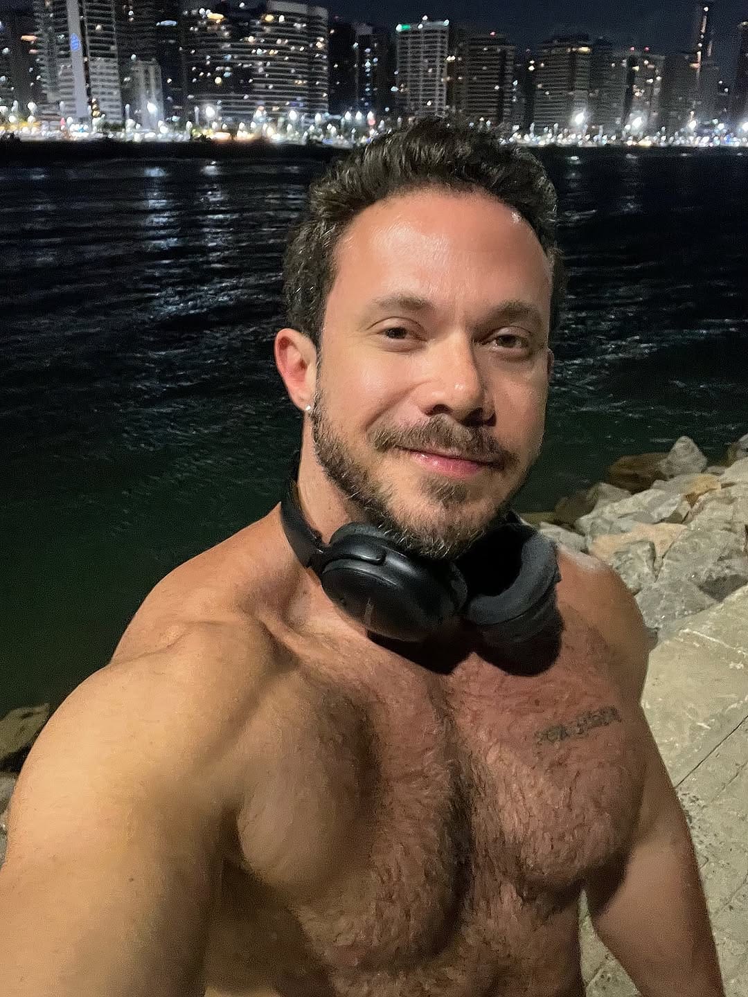 Post 5 by 𝐂𝐚𝐝𝐮 𝐁𝐚𝐫𝐫𝐞𝐭𝐨 on Instagram (image)
