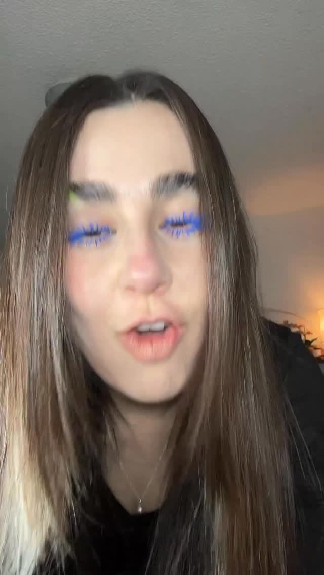 Post 10 by Paulina Corona on Instagram (video)