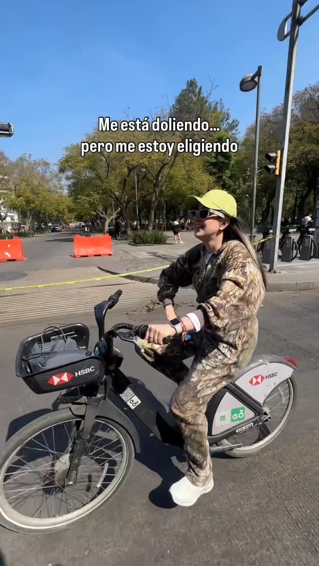 Post 9 by Paulina Corona on Instagram (video)