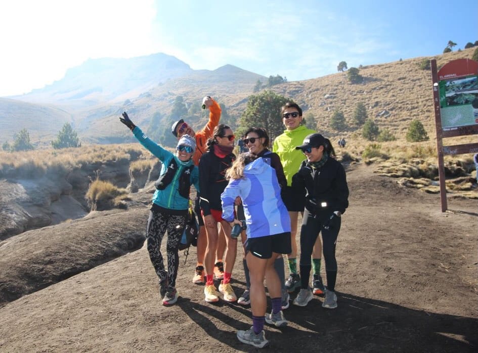 Post 8 by 🇲🇽 🏃🏽‍♀️Reyna Rivera | Runner | Trail Runner on Instagram (carousel)