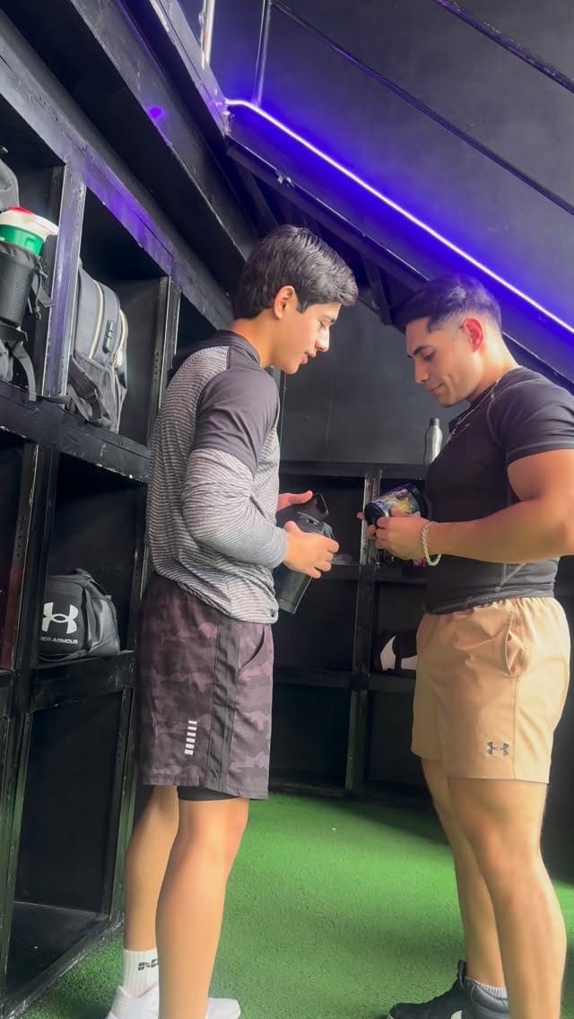 Post 3 by Alexis Muñoz 🧨 on Instagram (video)