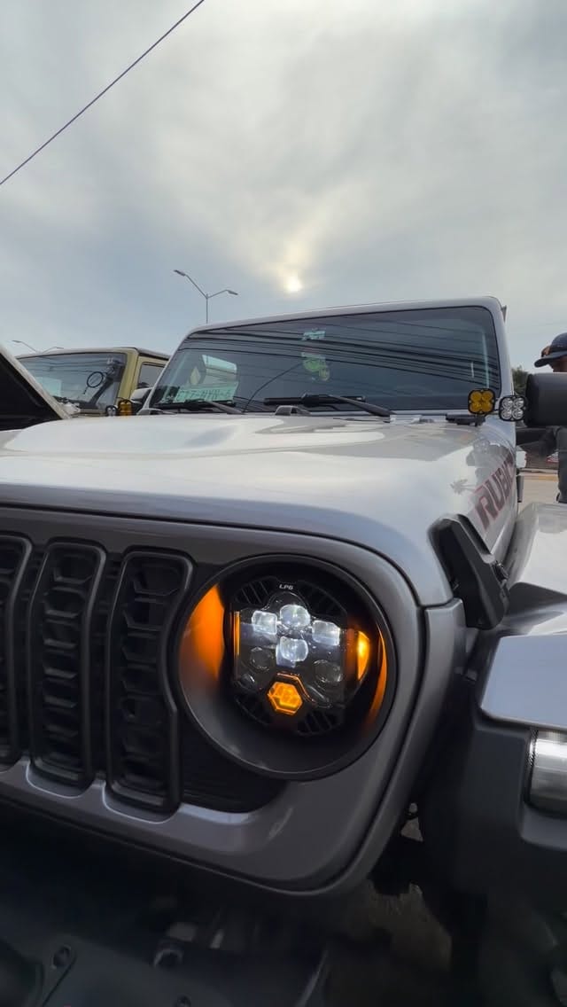 Post 1 by Meño’s Motorsports on Instagram (video)
