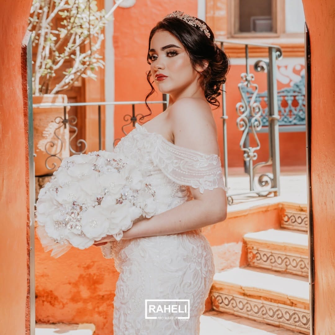 Post 8 by RH Morelia on Instagram (image)