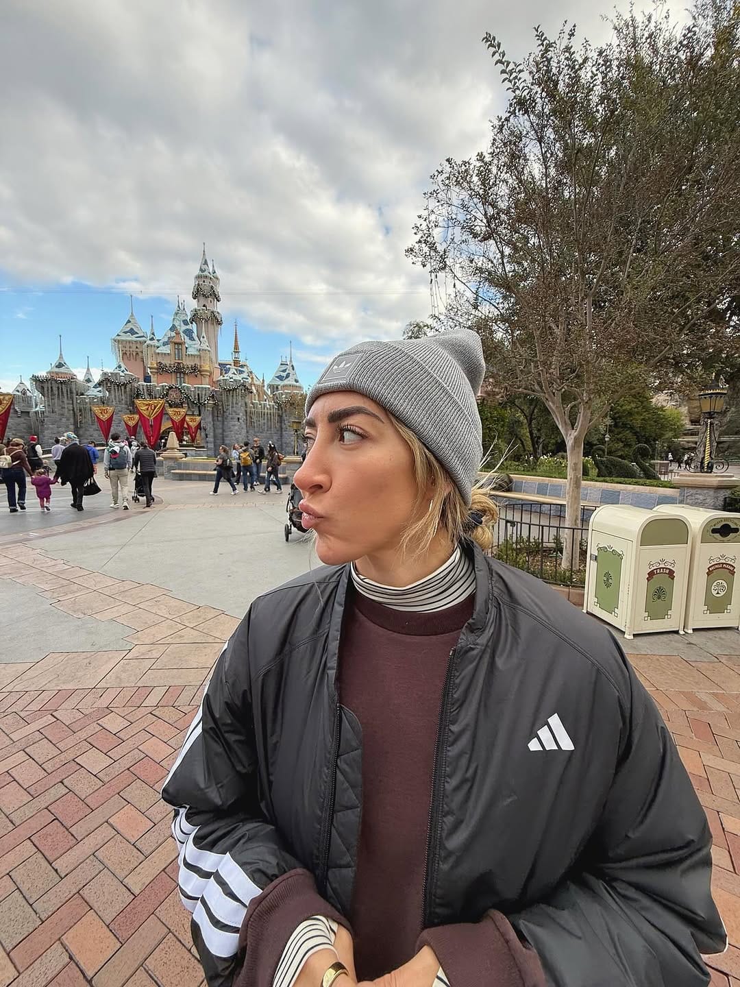 Post 9 by Jocelyn Orejel on Instagram (carousel)