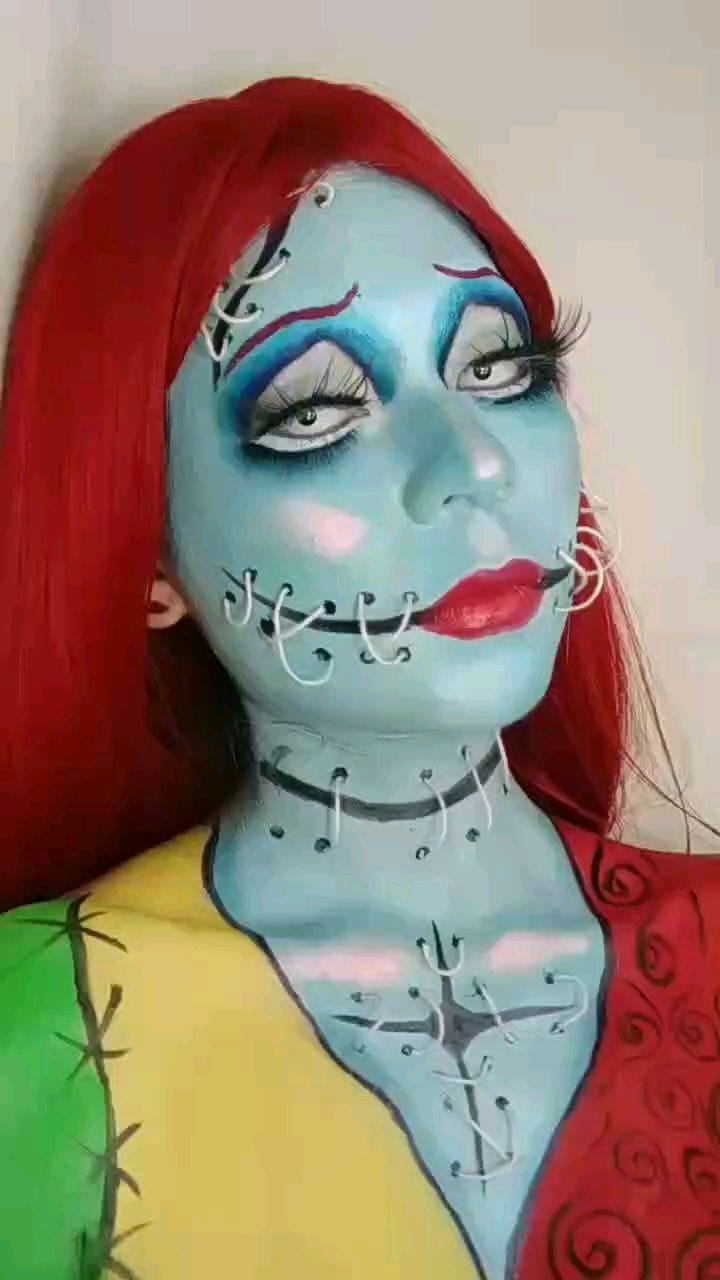 Post 10 by Valentina /Maquilladora on Instagram (video)