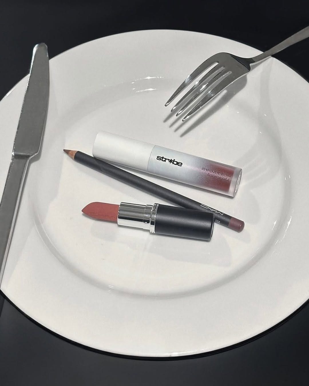 Post 3 by M·A·C Cosmetics México Market on Instagram (carousel)