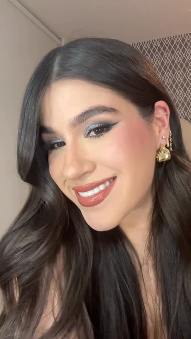 Post 5 by FATIMA MORENO on Instagram (video)