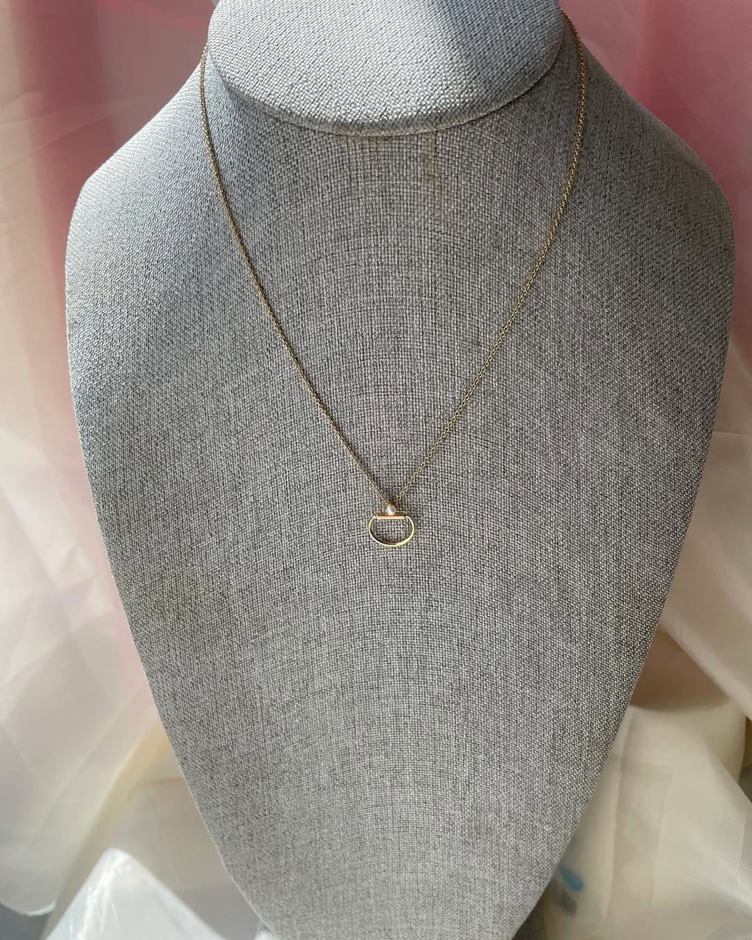Post 5 by Miranda.925  joyeria & diseño on Instagram (carousel)