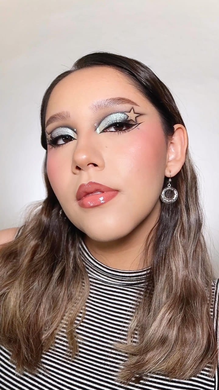 Post 8 by Daniela Cobos on Instagram (video)