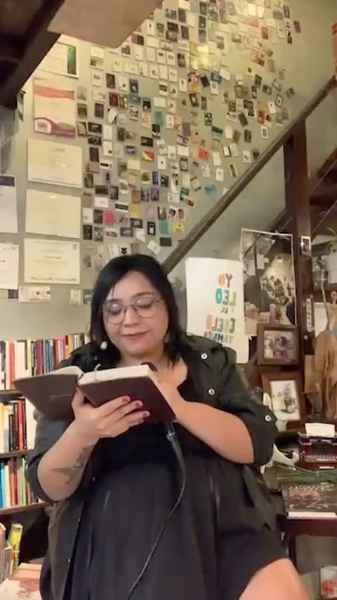 Post 1 by El Grafógrafo: libros & café on Instagram (video)