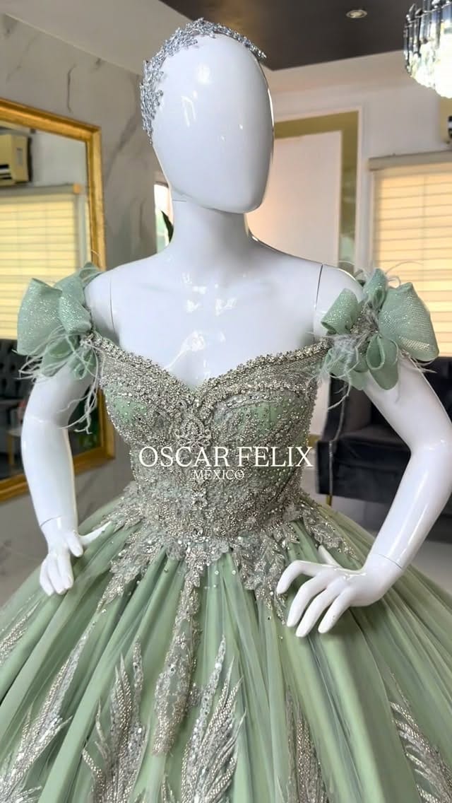 Post 6 by OSCAR   FÉLIX   MÉXICO on Instagram (video)