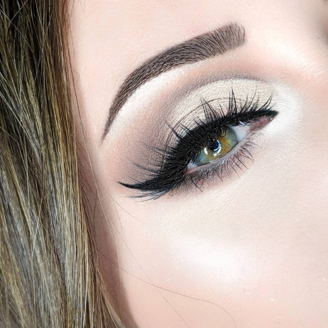 Post 2 by @makeup_maven on Instagram (image)