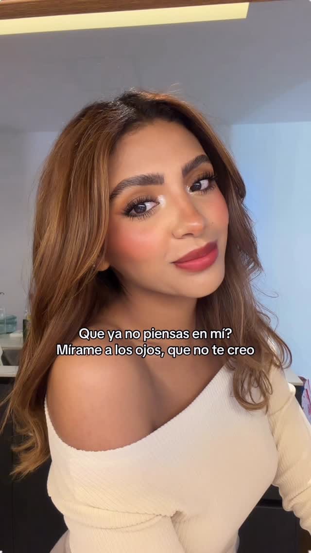 Post 3 by Camila Corona on Instagram (video)
