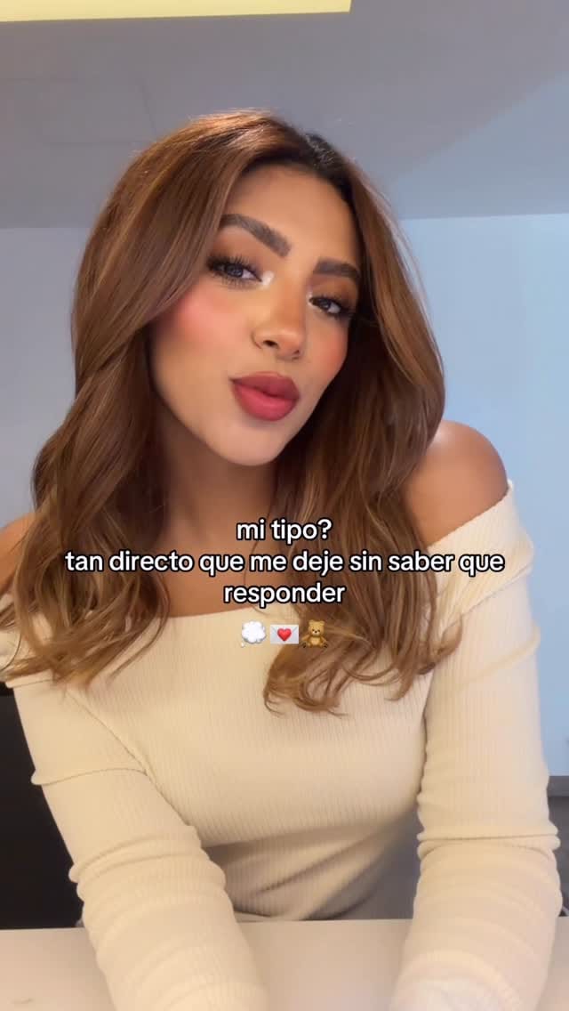 Post 6 by Camila Corona on Instagram (video)