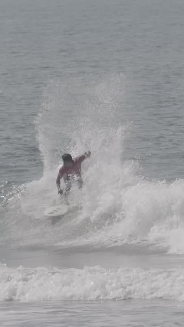 Post 5 by REY HERNÁNDEZ | SURFING on Instagram (video)