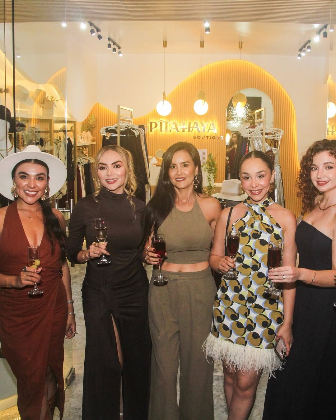 Post 7 by Pitahaya Boutique on Instagram (carousel)