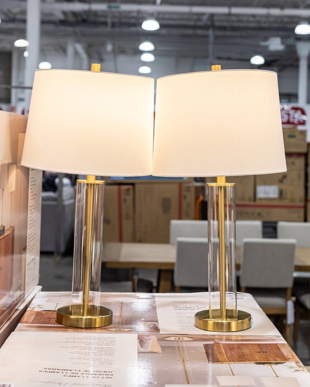 Post 10 by Costco México on Instagram (carousel)