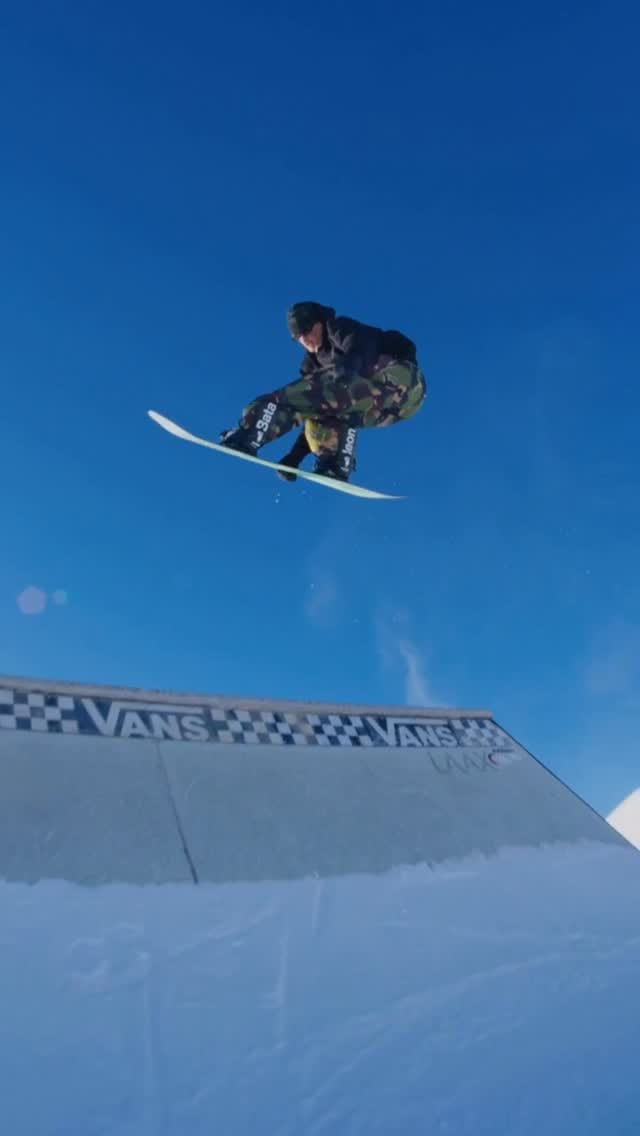 Post 2 by Mees on Instagram (video)