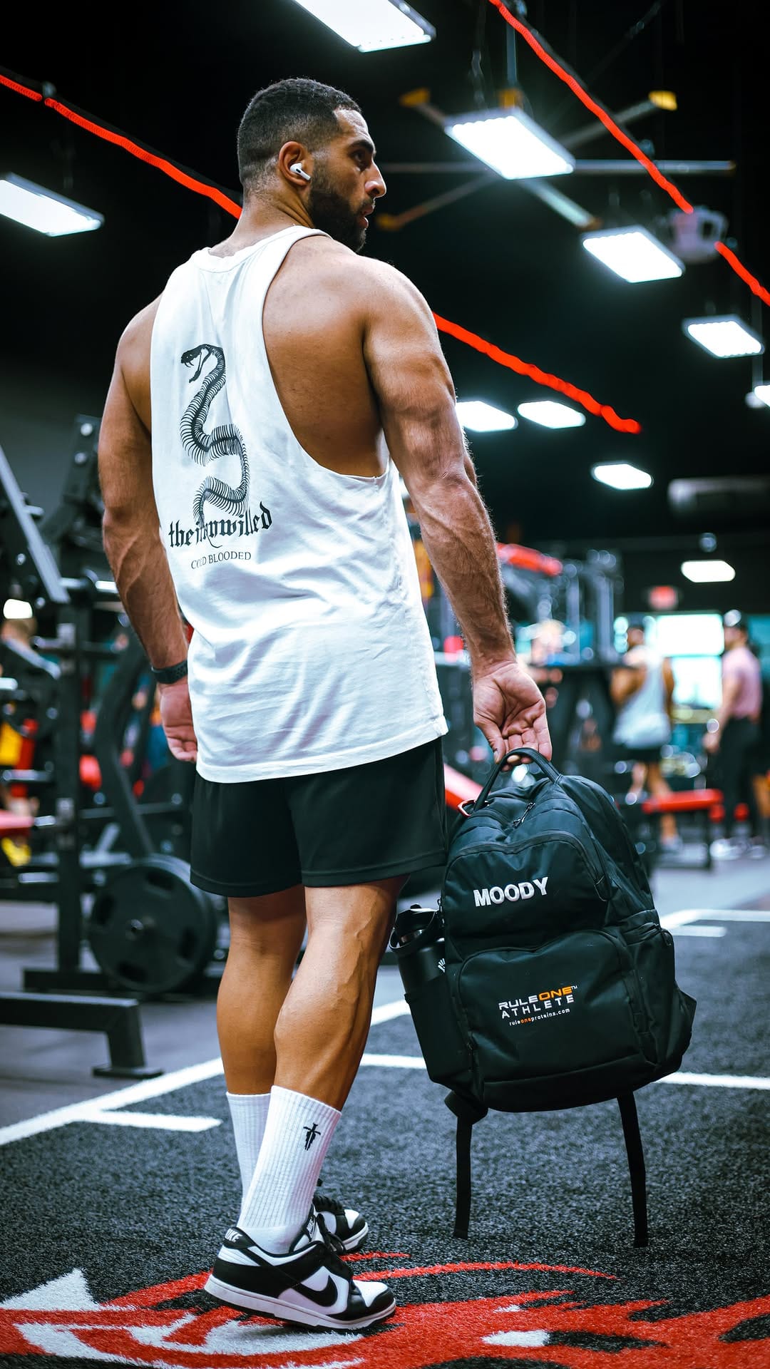 Post 10 by Moody Marini on Instagram (video)