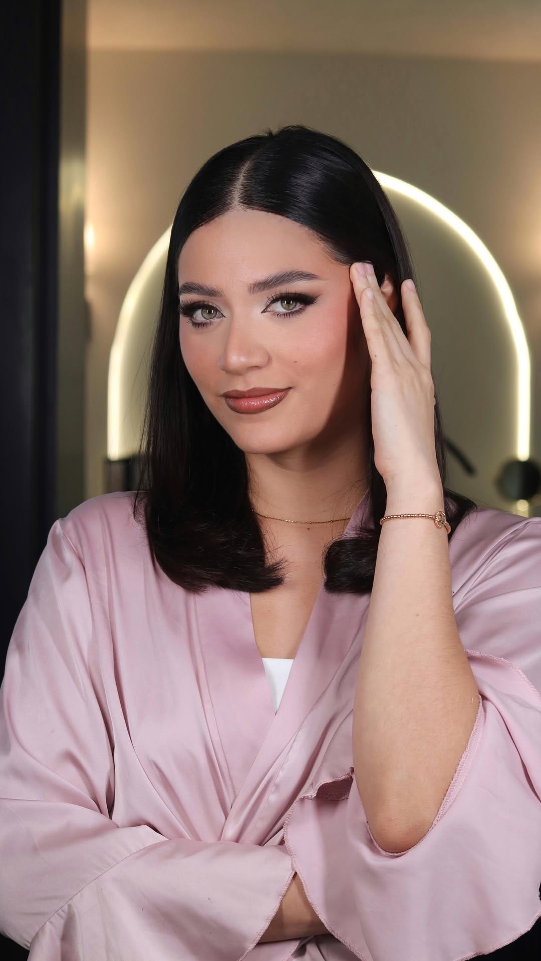 Post 10 by Carolina Altamirano | Makeup & Microblading 💖 on Instagram (video)